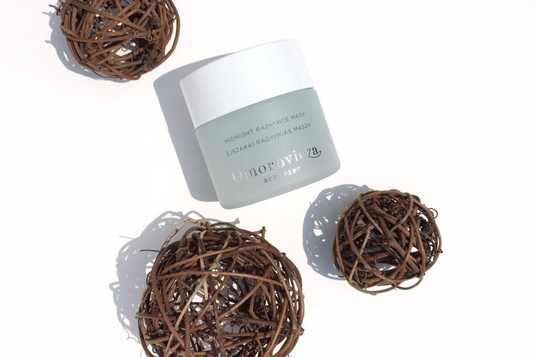 7885769D 7DC7 4BA7 AD12 C7350378092D